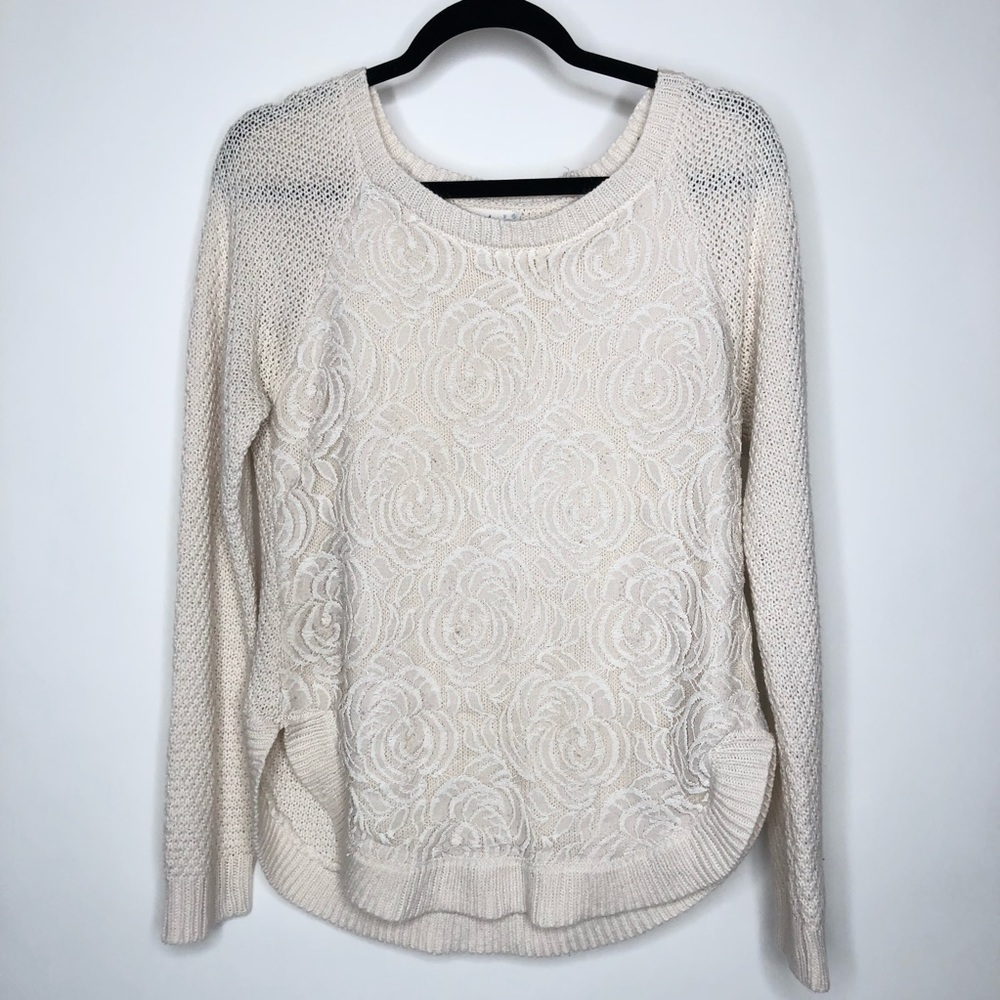 CLOUD CHASER Floral Flower Knit Lace Cream Scoop Neck Scooped Hem Sweater Top